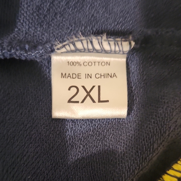 Mini Bully Dog Hoodie - Picture 6 of 8